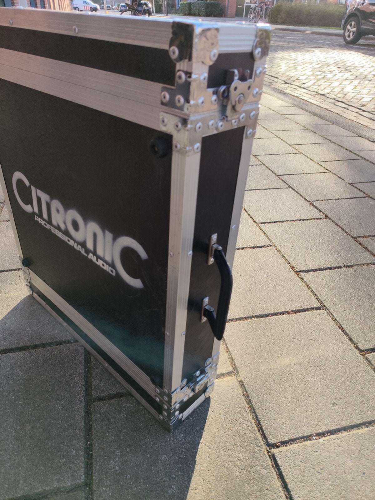 Flightcase - Robuuste bescherming voor apparatuur, Ophalen of Verzenden, Gebruikt, Overige instrumenten, Flightcase