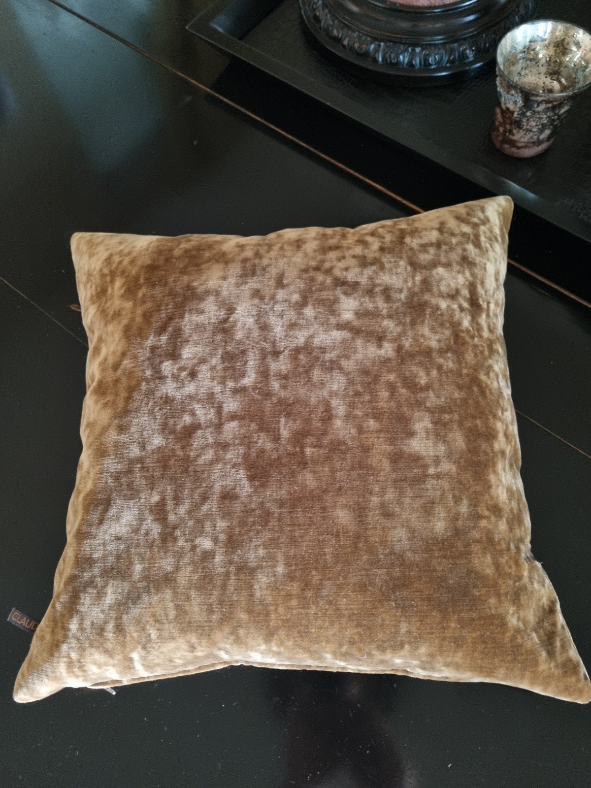 Claudi fluwelen kussen, caramel, 45x45 cm, donsvulling, Bruin, Inclusief binnenkussen, Vierkant, Ophalen of Verzenden