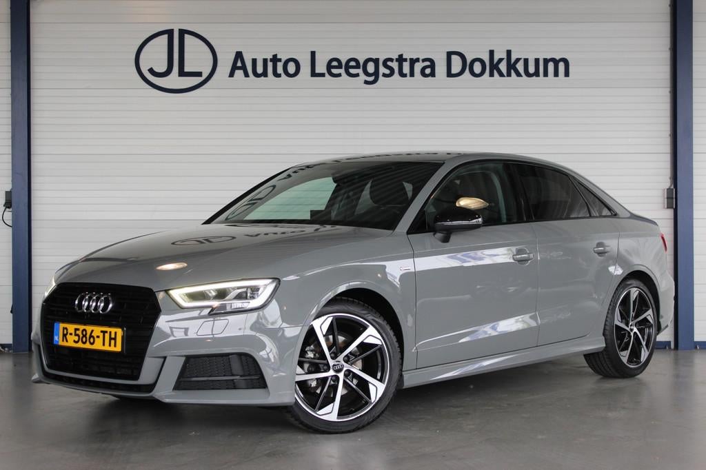 Audi A3 Limousine 35 TFSI CoD S-Line Edition Black Optic | Q, Auto's, Audi, Voorwielaandrijving, Stof, Euro 6, 4 cilinders