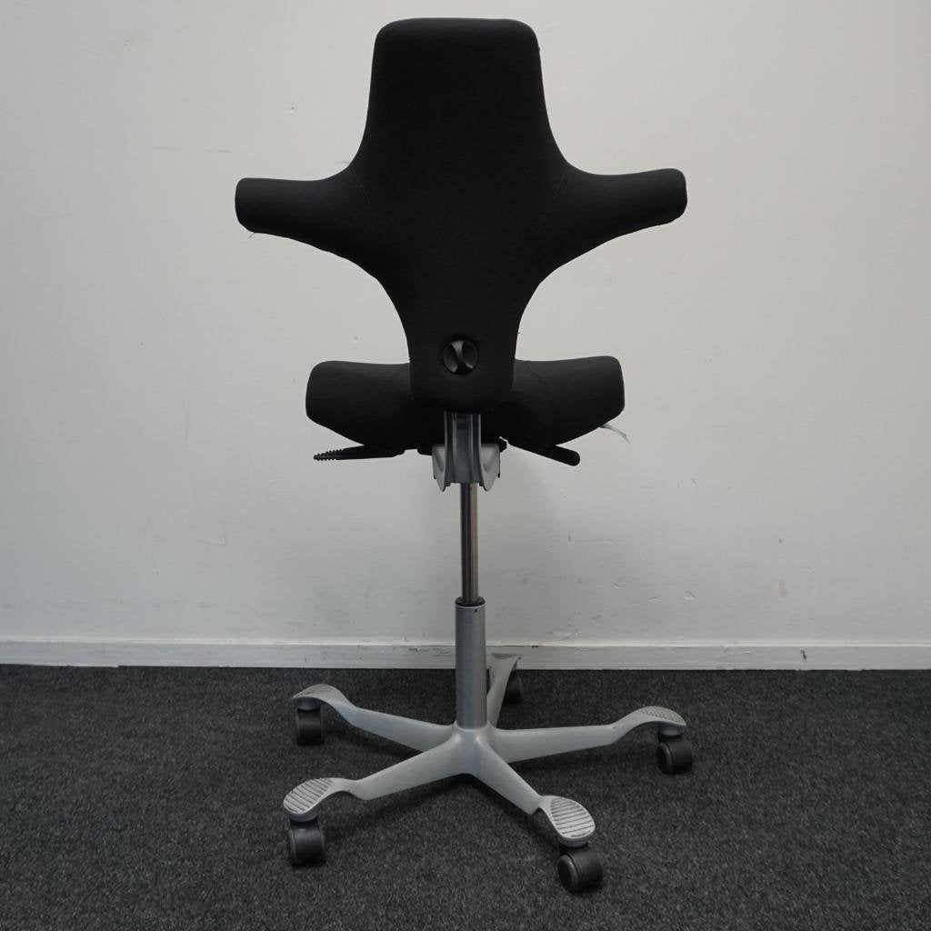 HAG Capisco 8106 Bureaustoelen | Zwart | Nieuwe Stof, Gebruikt, -, Zwart, -