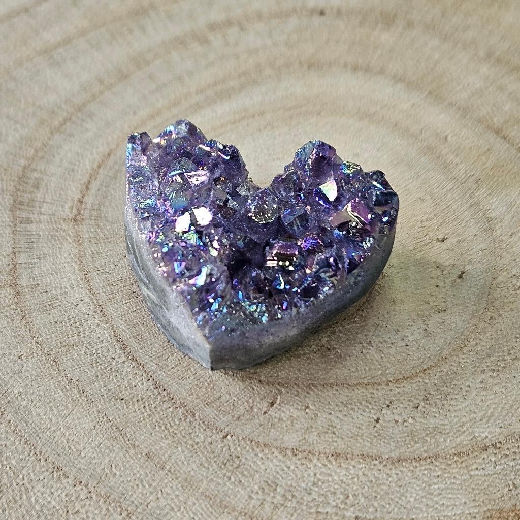 Edelsteen, Amethist hart ruw NR13, cadeau, verzamelen, D, Nieuw, Ophalen of Verzenden, D