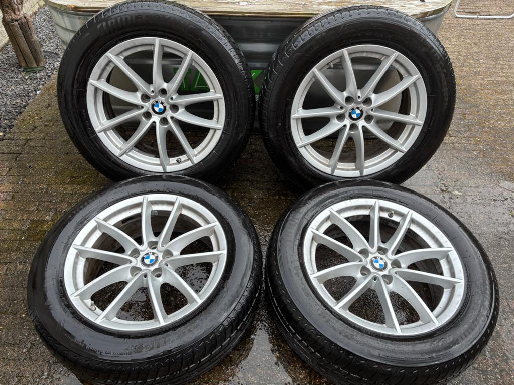Bridgestone zomerbanden met originele BMW 18 inch velgen, Auto-onderdelen, Banden en Velgen, Ophalen, 18 inch, Gebruikt, Banden en Velgen