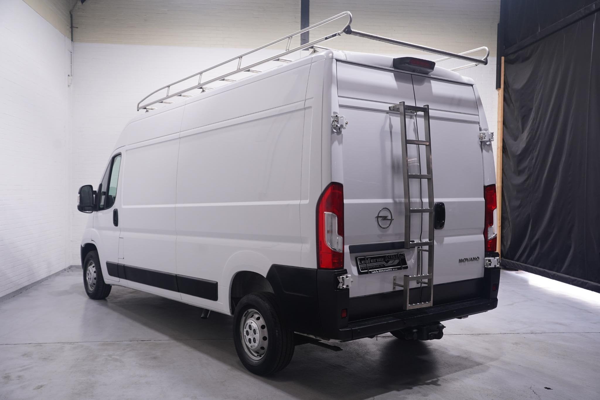 Opel Movano 2.2D 140 pk L3H2 Imperiaal met Trap, Trekhaak Ai, Voorwielaandrijving, Stof, Gebruikt, 4 cilinders