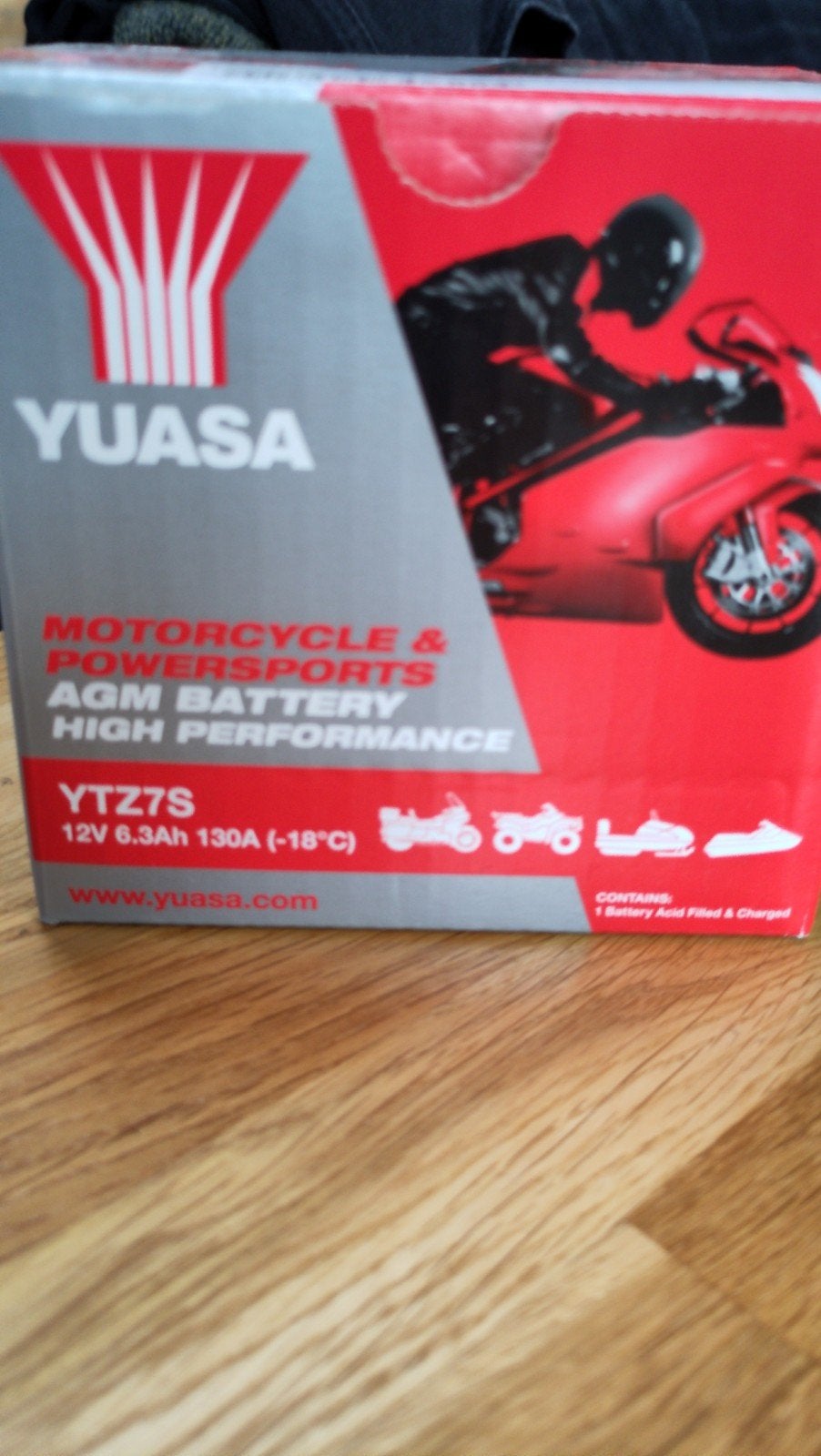 Brommer accu Yuasa 12 Volt /6,3 Ah /130 Ampère, Ophalen, Zo goed als nieuw, Motor