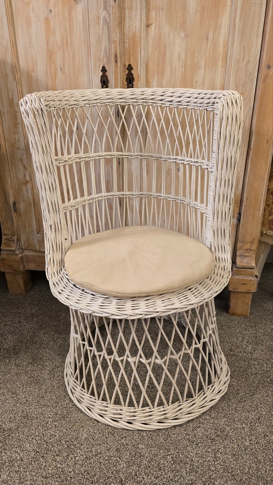 mooi brocante wit rotan rieten kinderstoel  kinderfauteuil, Kinderen en Baby's, Ophalen, Zo goed als nieuw, Overige typen