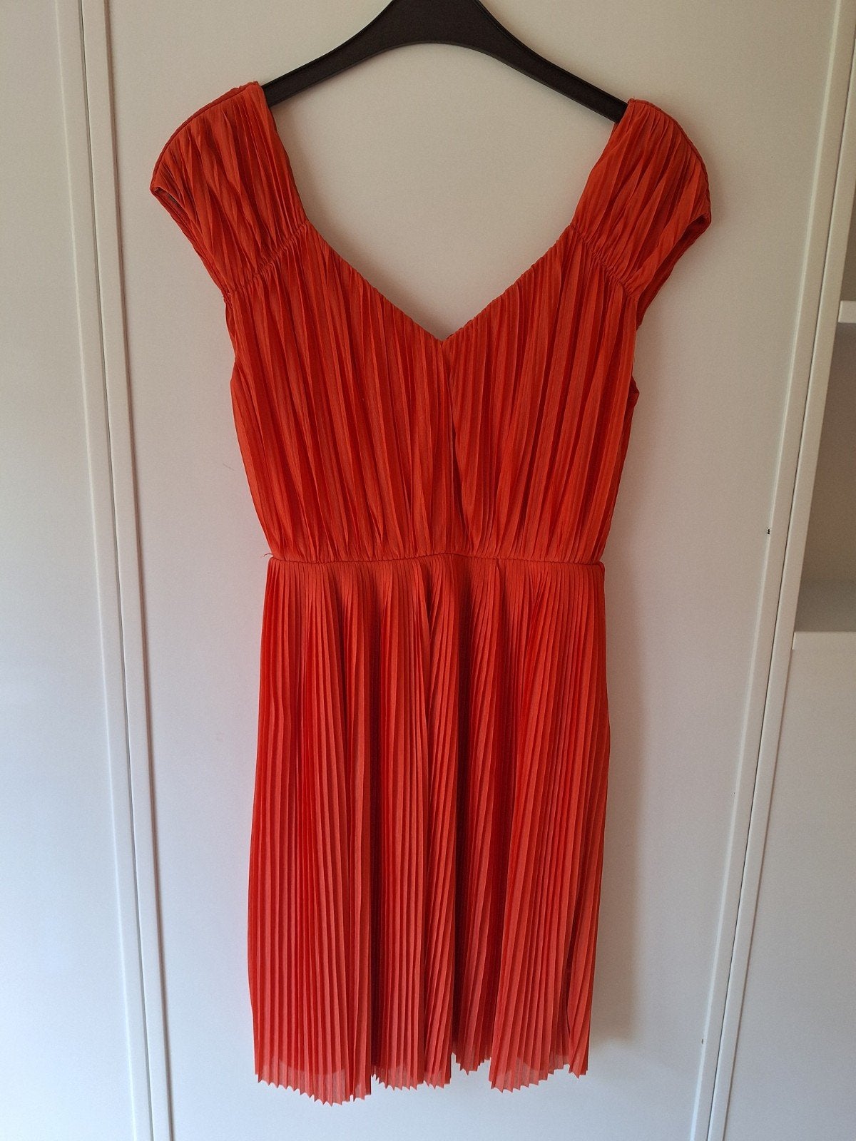 Oranje geplooide jurk maat 36/38 (M), Maat 38/40 (M), Oranje, Ophalen of Verzenden, Gedragen