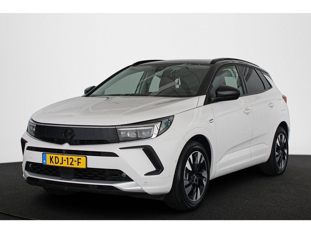 Opel Grandland 1.6 Turbo Plug-In Hybrid Ultimate Trehaak Led, Gebruikt, 4 cilinders, Leder, Bedrijf
