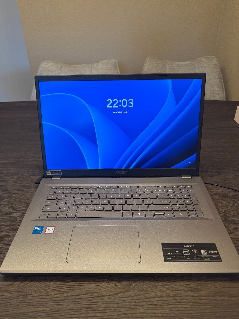 Acer Aspire 17 A17-51M – Core 7 – 16GB RAM – 1TB SSD, Qwerty, Intel Core 7 150U, Ophalen of Verzenden, Zo goed als nieuw