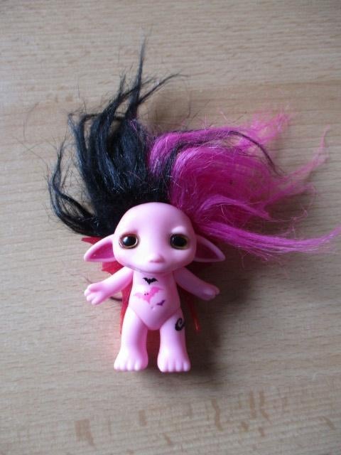 Moose Toys Vampula Zelfs Trol poppetje  9cm, Ophalen of Verzenden, Zo goed als nieuw