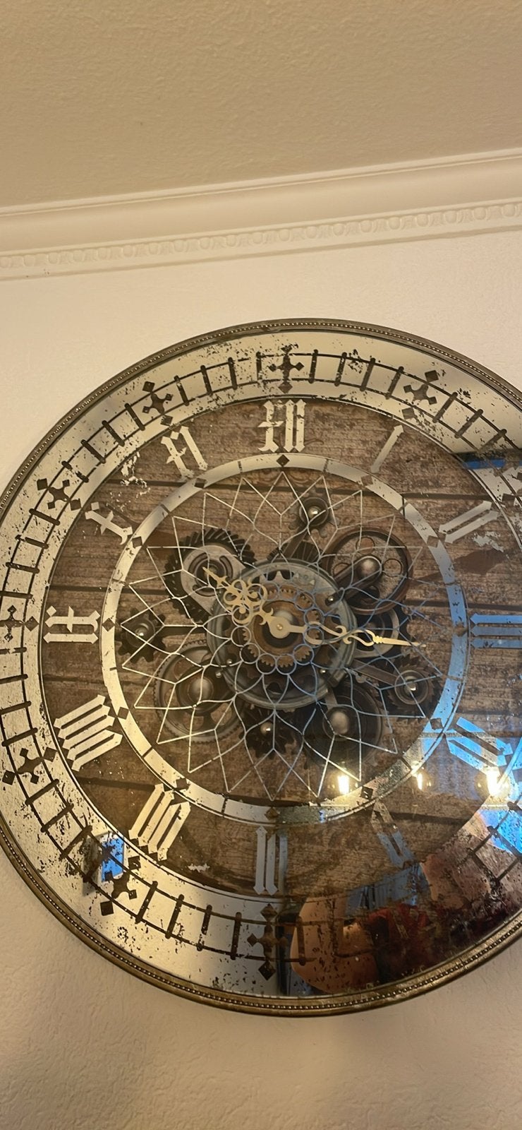 Grote vintage wandklok met spiegel en zichtbaar uurwerk, Ophalen, Wandklok, Zichtbaar uurwerk, Vintage