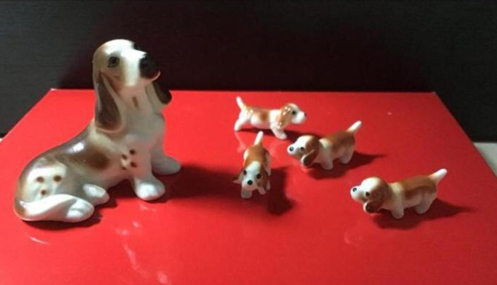 Vintage porseleinen honden setje - moeder met pups, Verzamelen, Beelden en Beeldjes, Ophalen of Verzenden