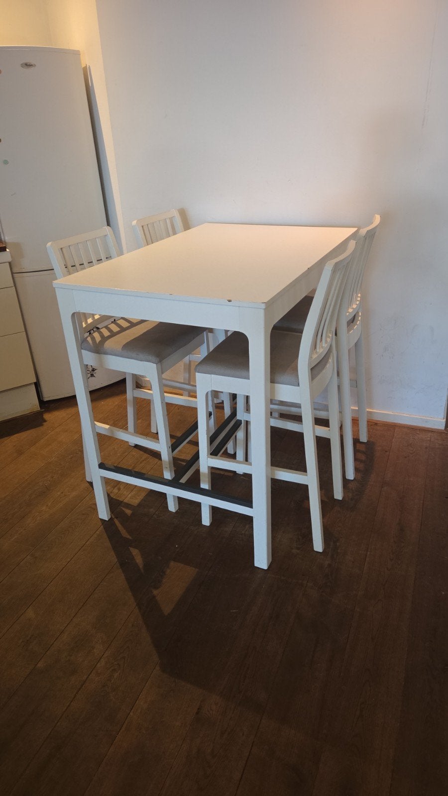Tafel en stoelen, Ophalen, Gebruikt