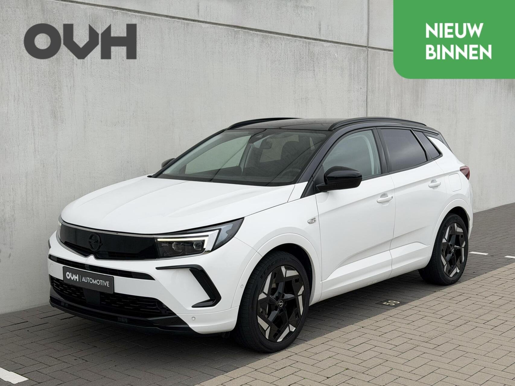 Opel Grandland 1.6 Turbo Plug-In Hybrid 4x4 GSe | Camera | K, Auto's, Gebruikt, Zwart, 4 cilinders, Leder en Stof