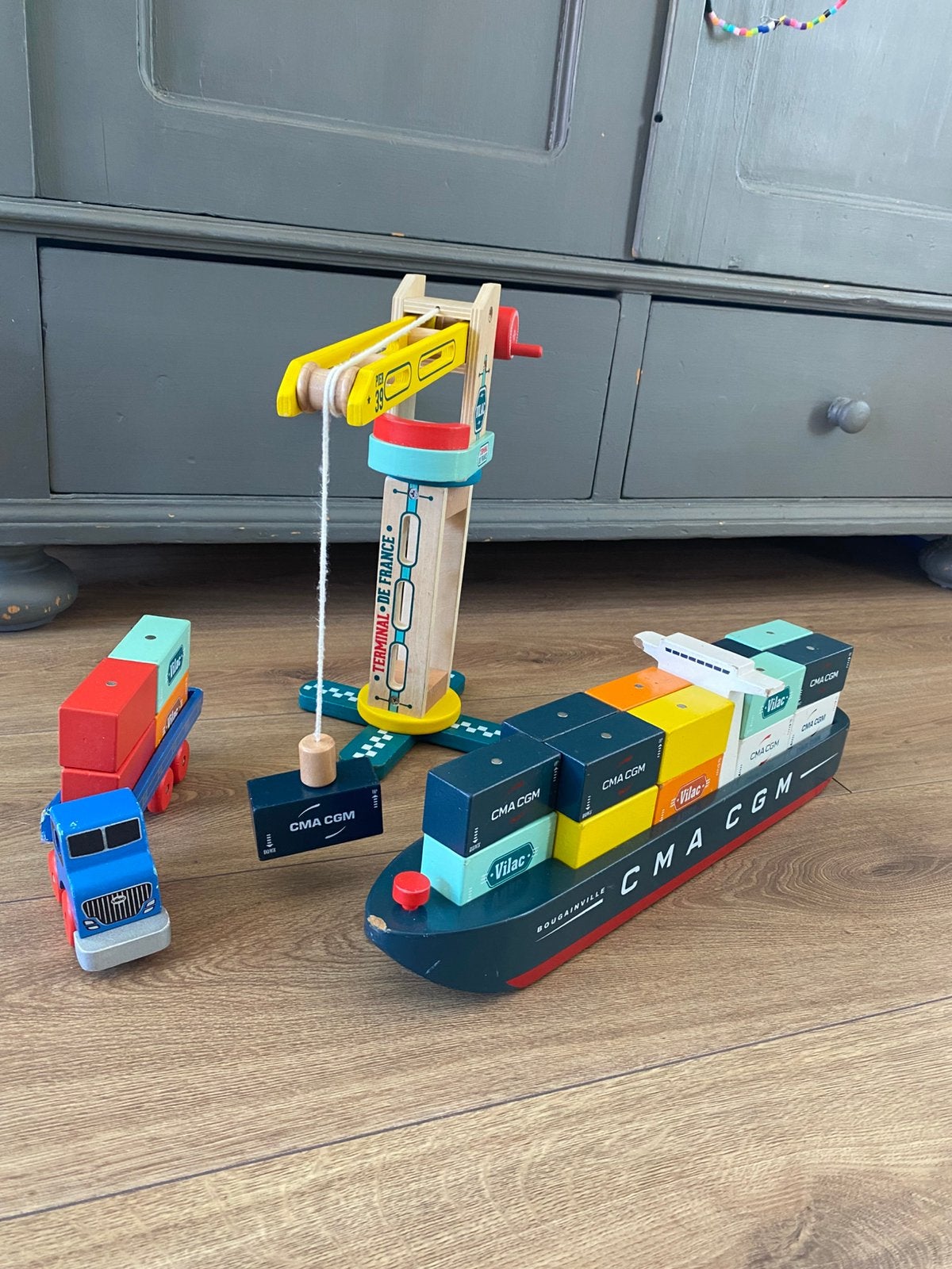 Vilac havenset met schip, hijskraan en vrachtwagen, Ophalen of Verzenden, Zo goed als nieuw, Overige typen