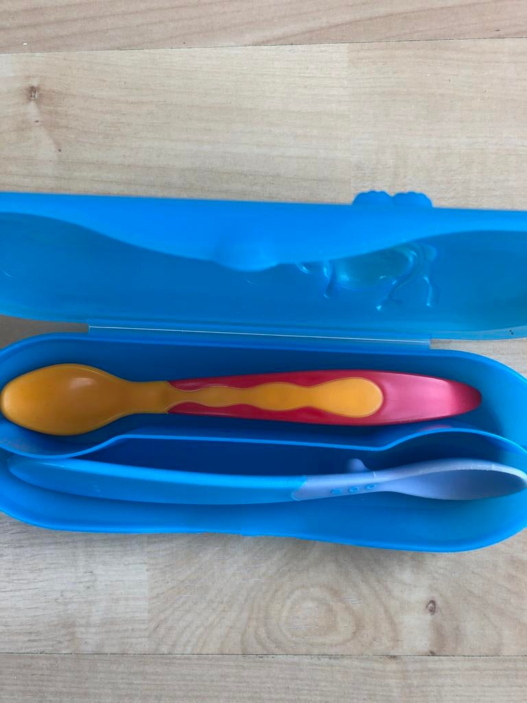 Handig reisdoosje van HiPP voor 2 babylepeltjes (nieuw), Ophalen of Verzenden, Nieuw