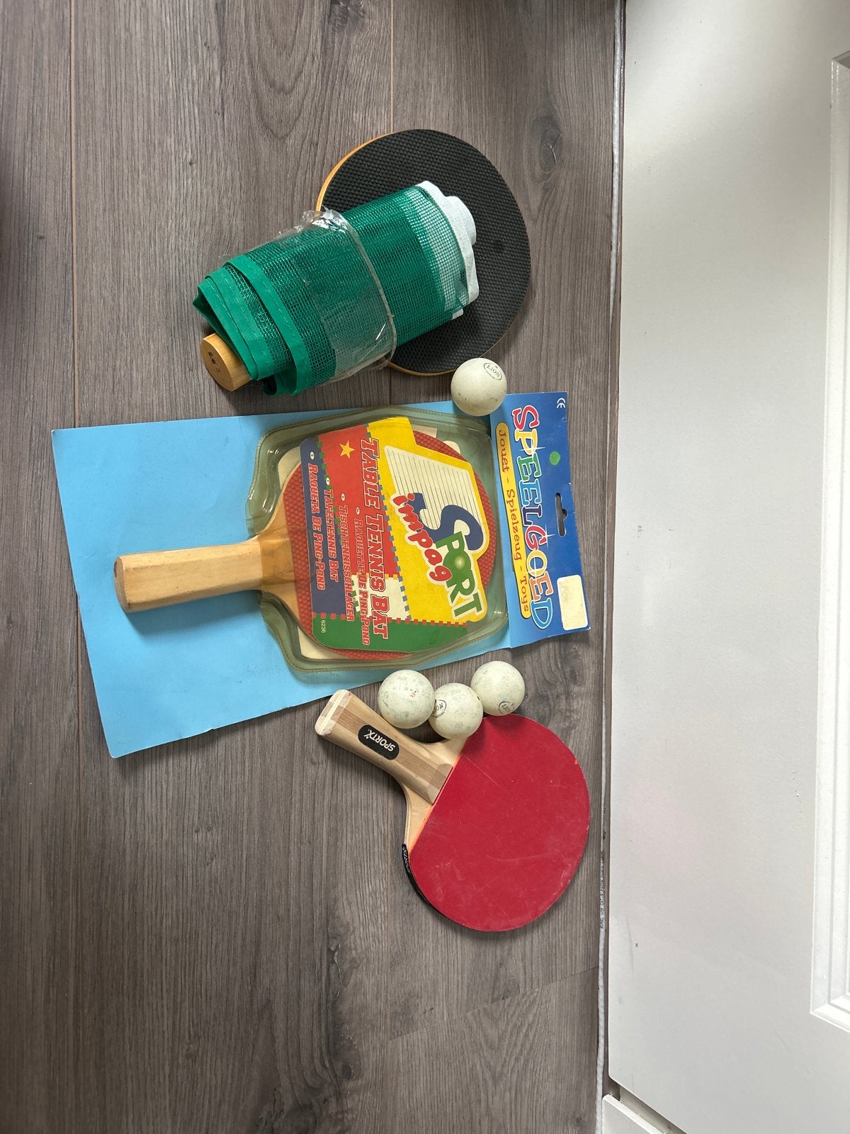 Tafeltennis set: 3 batjes, balletjes en netje, Sport en Fitness, Ophalen of Verzenden, Gebruikt