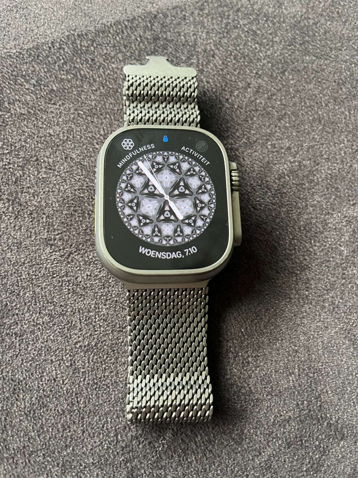 Apple watch ultra 3 49-mm titanium
