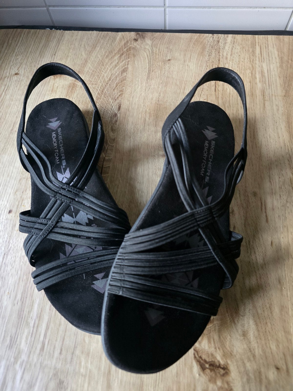 Skechers sandalen maat 40, Ophalen, Zo goed als nieuw, Zwart, Sandalen of Muiltjes