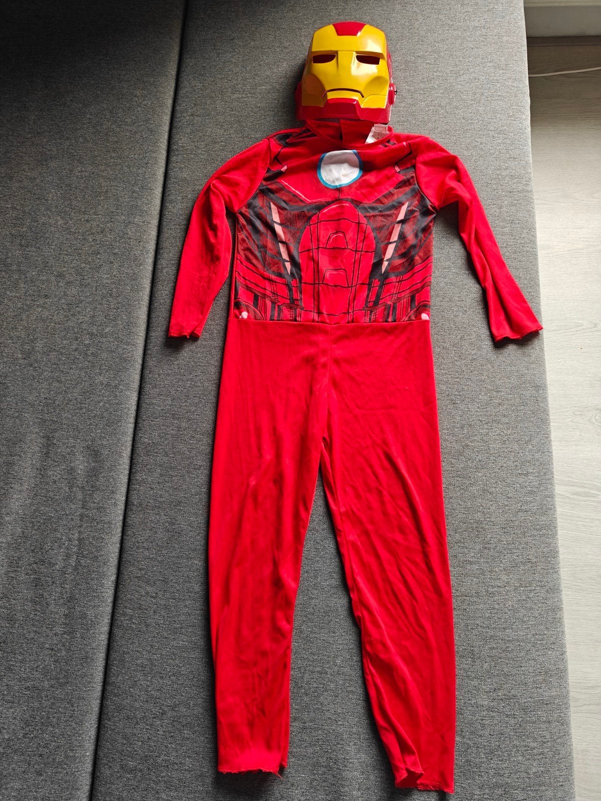 Iron Man kostuum met masker - Maat 134, Ophalen, Gebruikt, 134 t/m 140, Jongen of Meisje