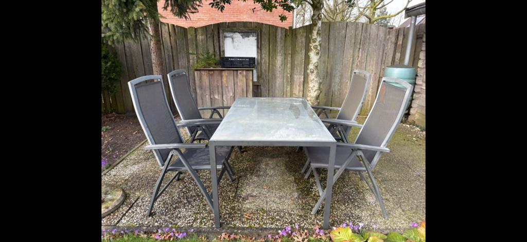 Tuinset tafel met 4 stoelen, Ophalen, 4 zitplaatsen, Gebruikt, Aluminium