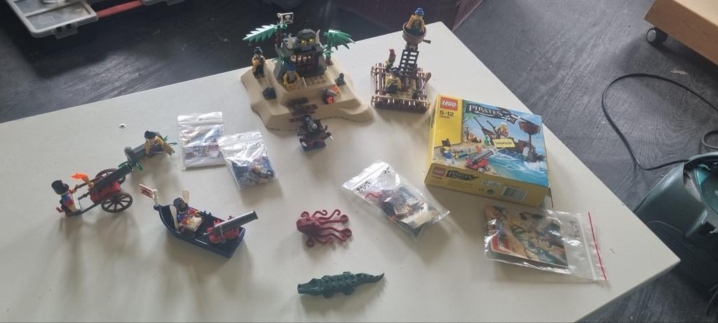 Bundle pirates lego, Kinderen en Baby's, Speelgoed | Duplo en Lego, Lego, Zo goed als nieuw, Compleet, Complete set
