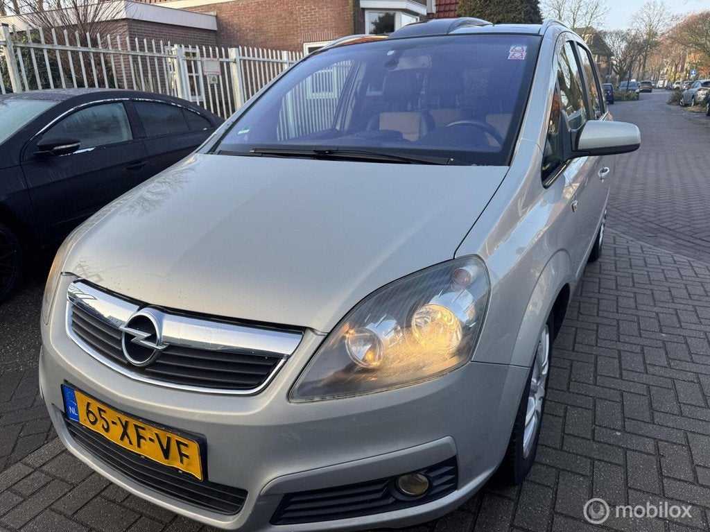 Opel Zafira 2.2 Executive, Auto's, Opel, Bedrijf, Te koop, Zafira, ABS, Airbags, Airconditioning, Alarm, Automatische klimaatregeling