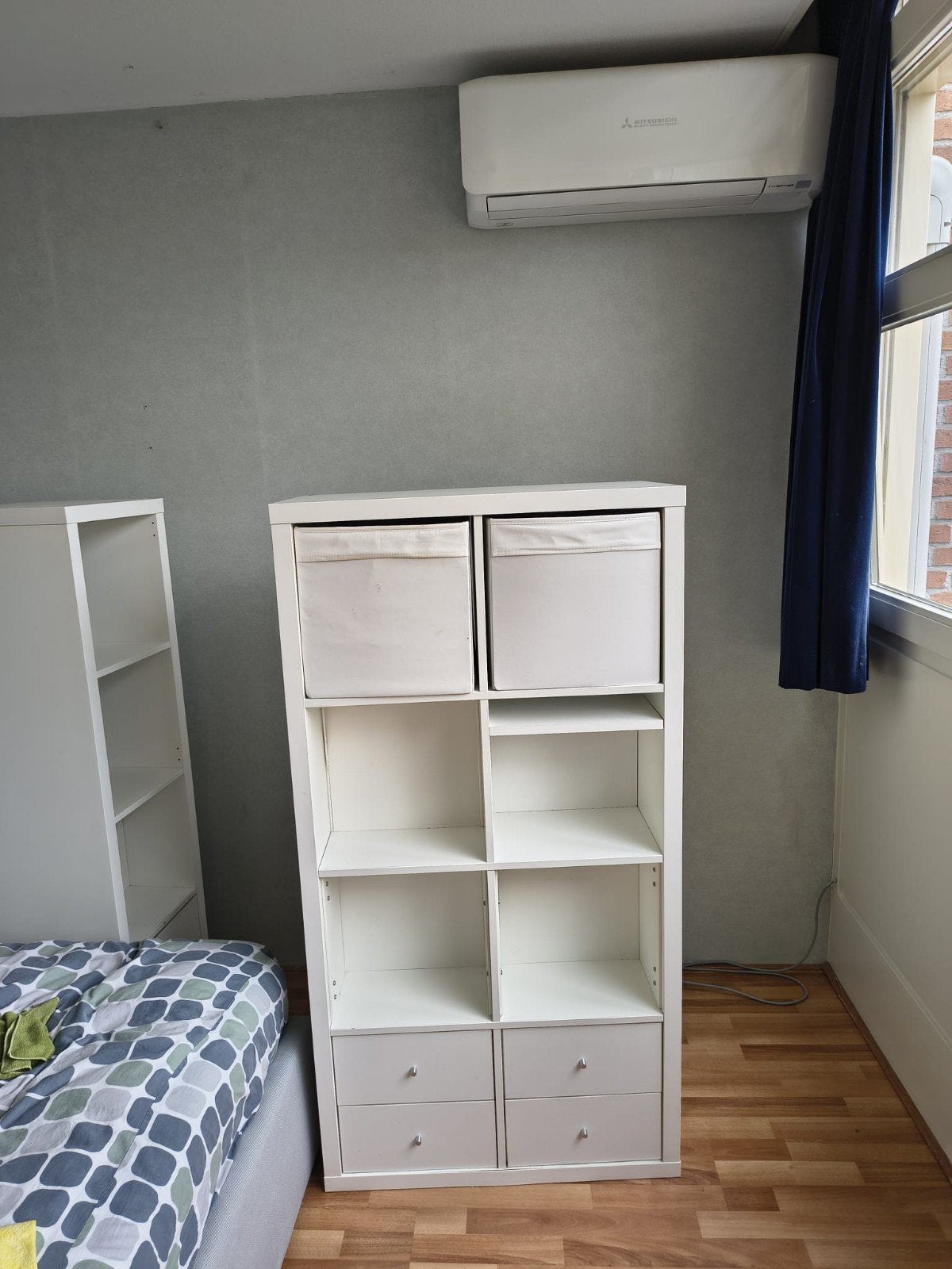 Witte ikea kallax kast met diverse opbergvakken, Ophalen, Met plank(en), Gebruikt, 50 tot 100 cm