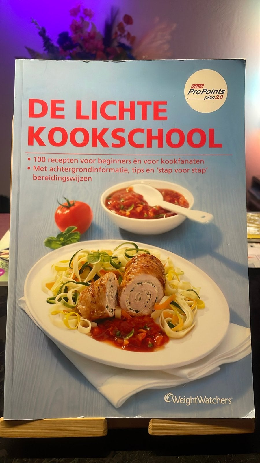 De Lichte Kookschool - WeightWatchers kookboek, Voorgerechten en Soepen, Ophalen of Verzenden, Zo goed als nieuw, Gezond koken