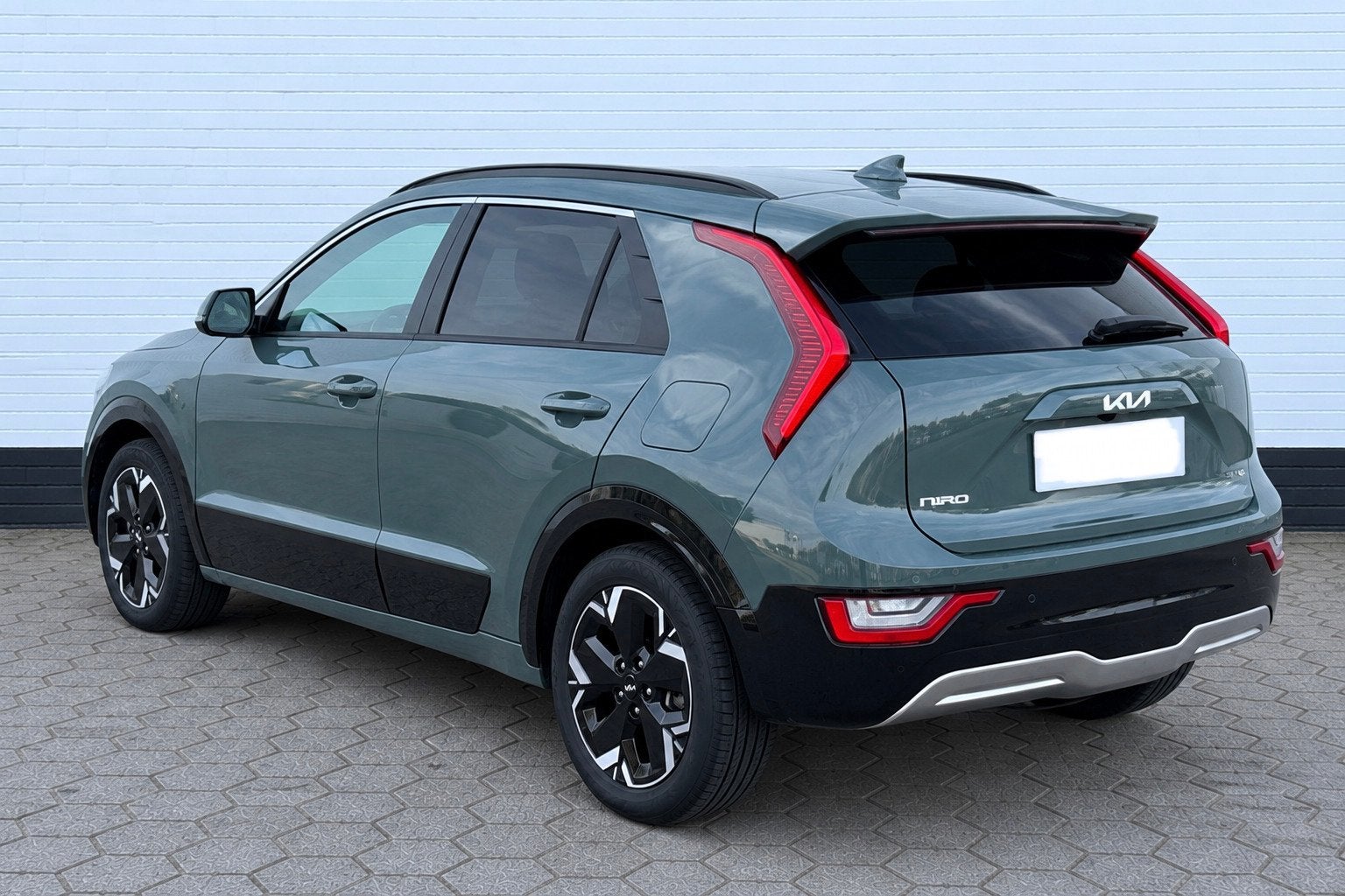 Kia Niro EV DynamicPlusLine 64.8kWh ACC l TREKHAAK l 99% SoH, Gebruikt, Leder en Stof, Origineel Nederlands, 204 pk