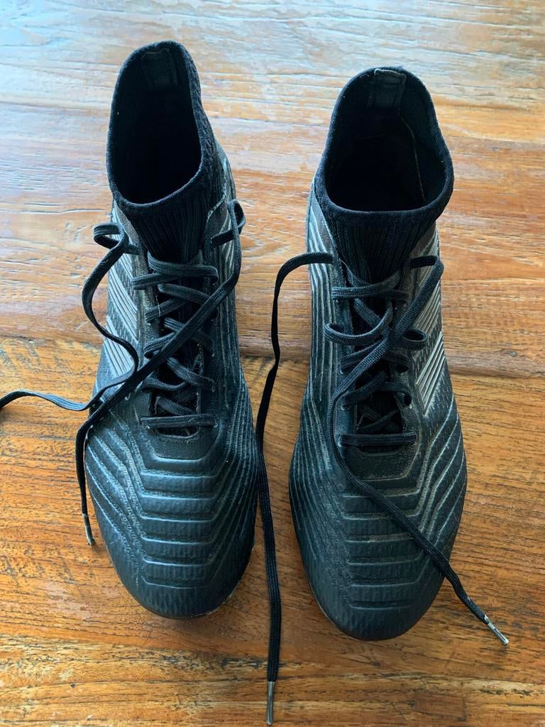 Adidas Predator voetbalschoenen - Maat 44, Verzenden, Gebruikt, Schoenen