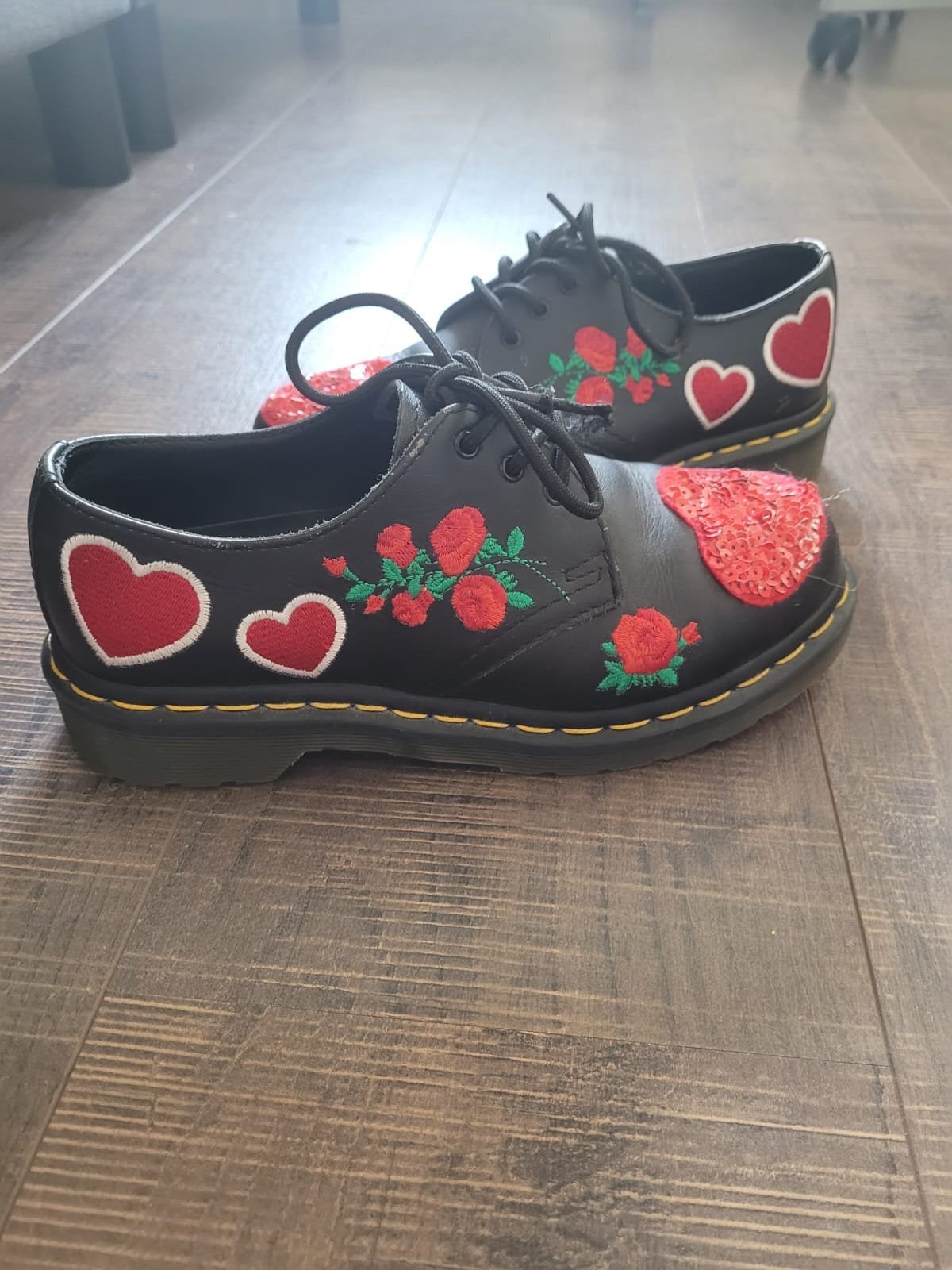 dr martens schoenen, Kinderen en Baby's, Kinderkleding | Schoenen en Sokken, Ophalen of Verzenden, Zo goed als nieuw, Meisje, Schoenen