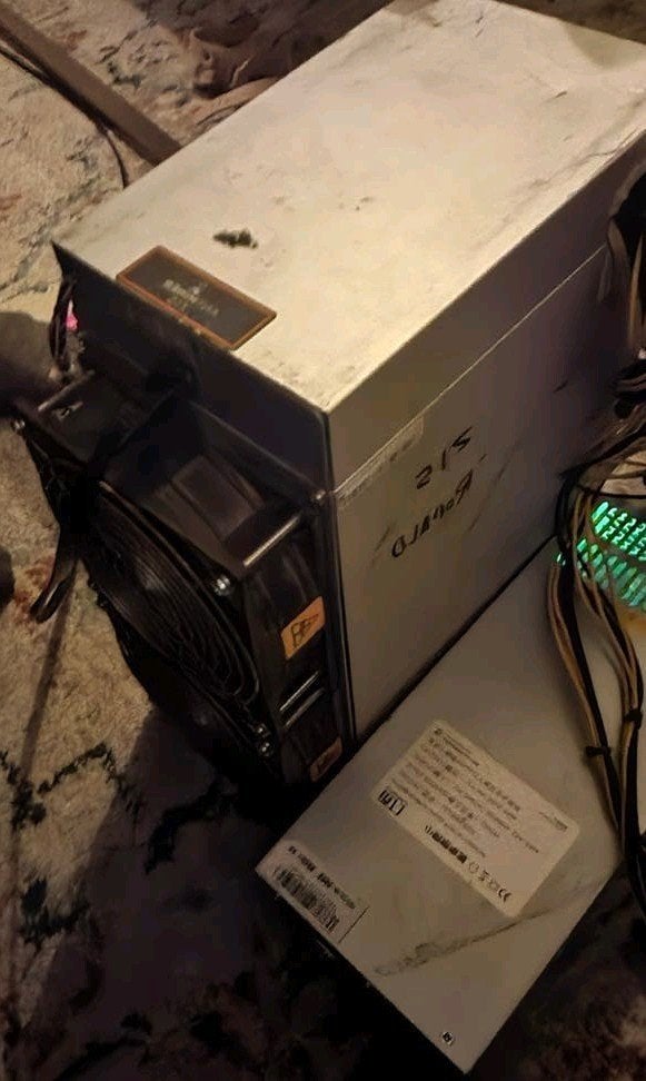 Bitmain Antminer z15 420 KSol/s zcash Miner met PSU, Ophalen of Verzenden, Gebruikt