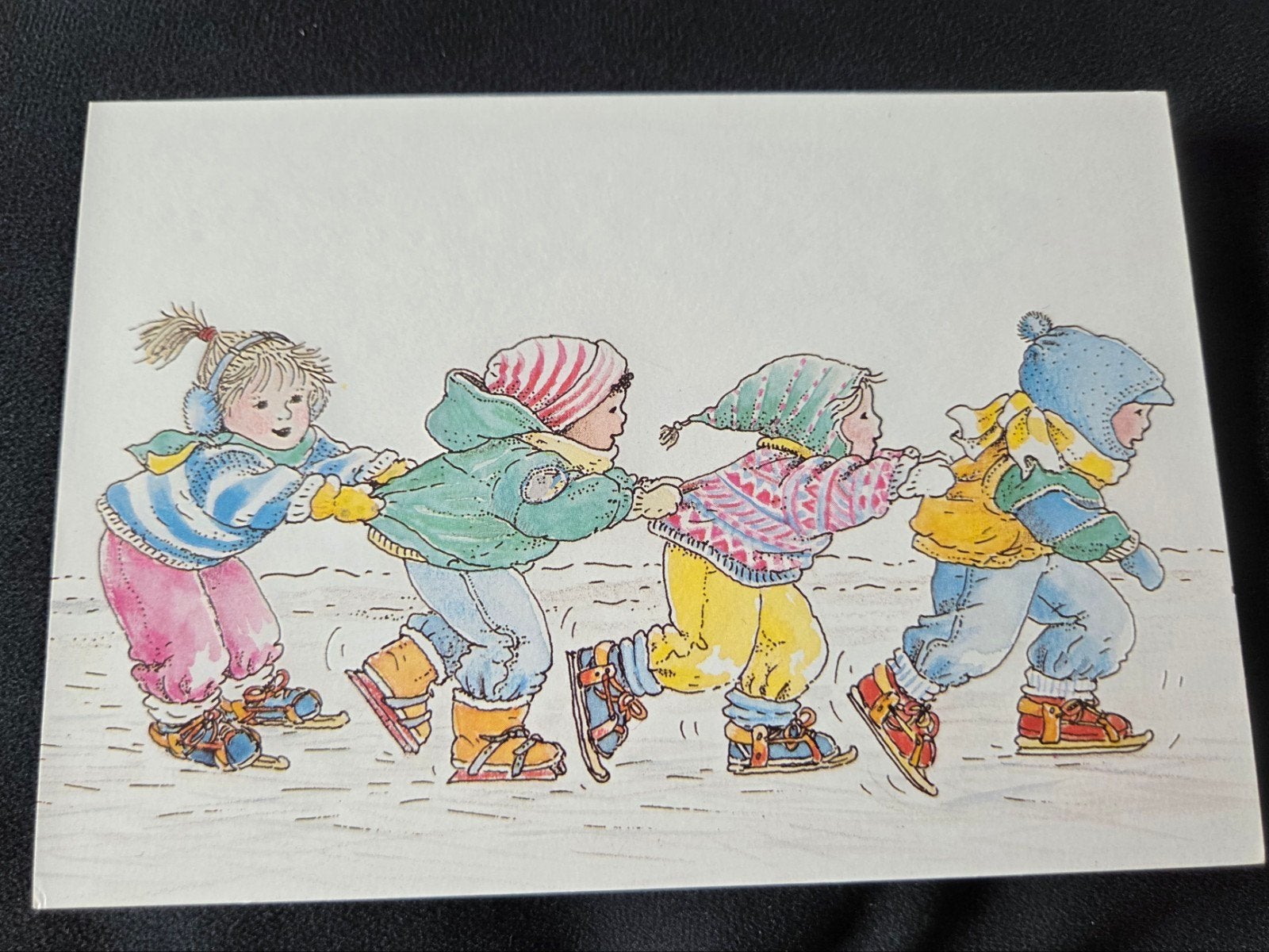 Kinderen in de sneeuw - Monica Maas, Verzenden, 1980 tot heden, Ongelopen, Kinderen