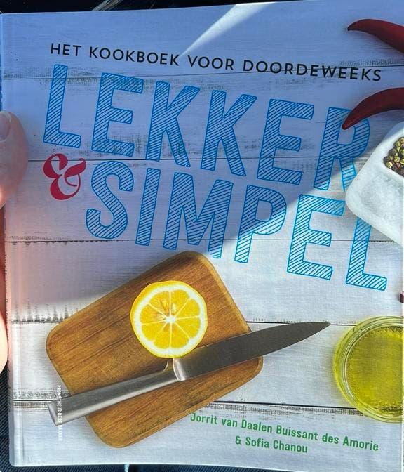 Kookboek lekker en simpel, Boeken, Kookboeken, Ophalen of Verzenden, Zo goed als nieuw