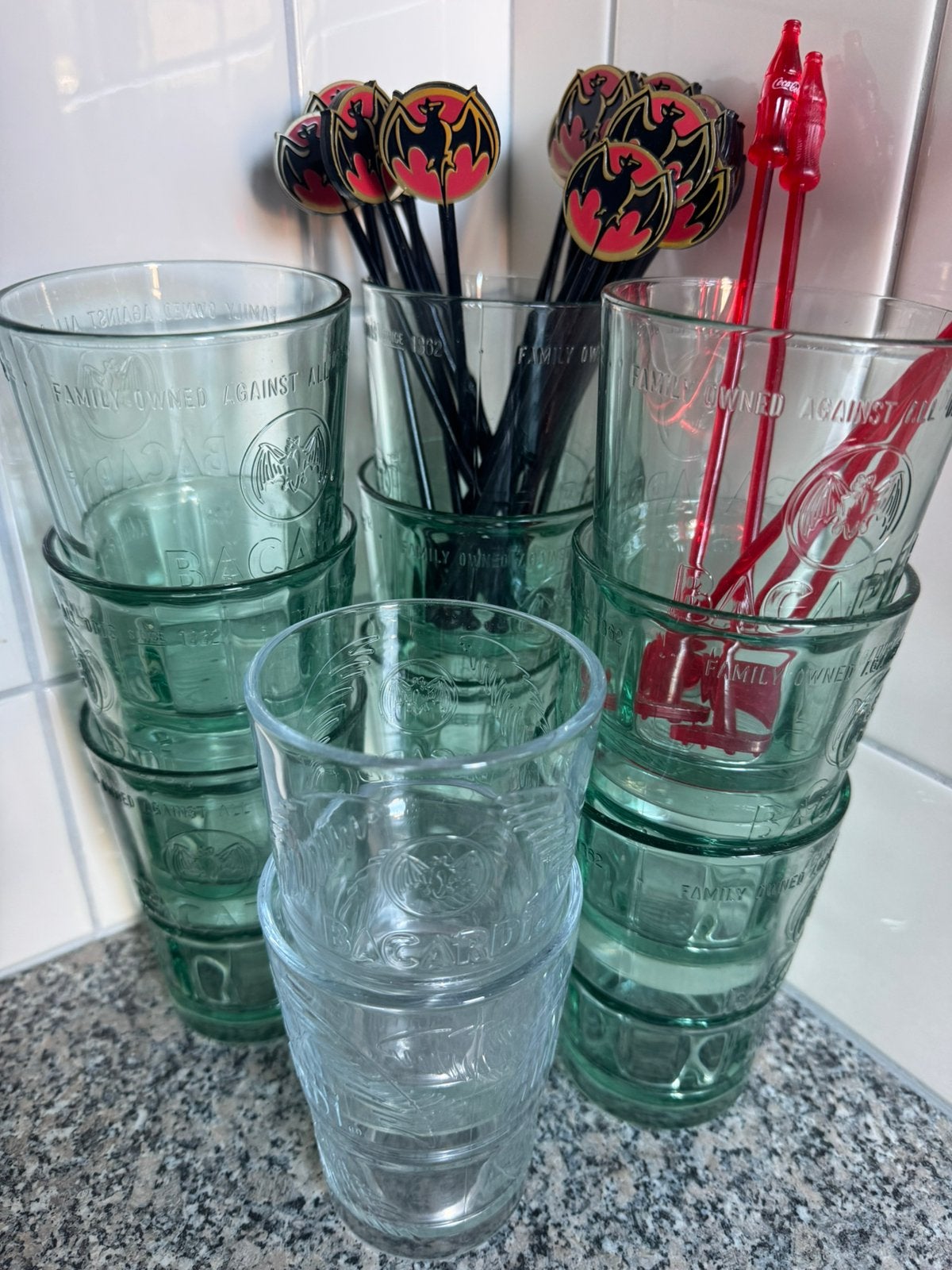Bacardi Glazen 11 stuks en stokjes, Ophalen of Verzenden, Zo goed als nieuw, Overige typen