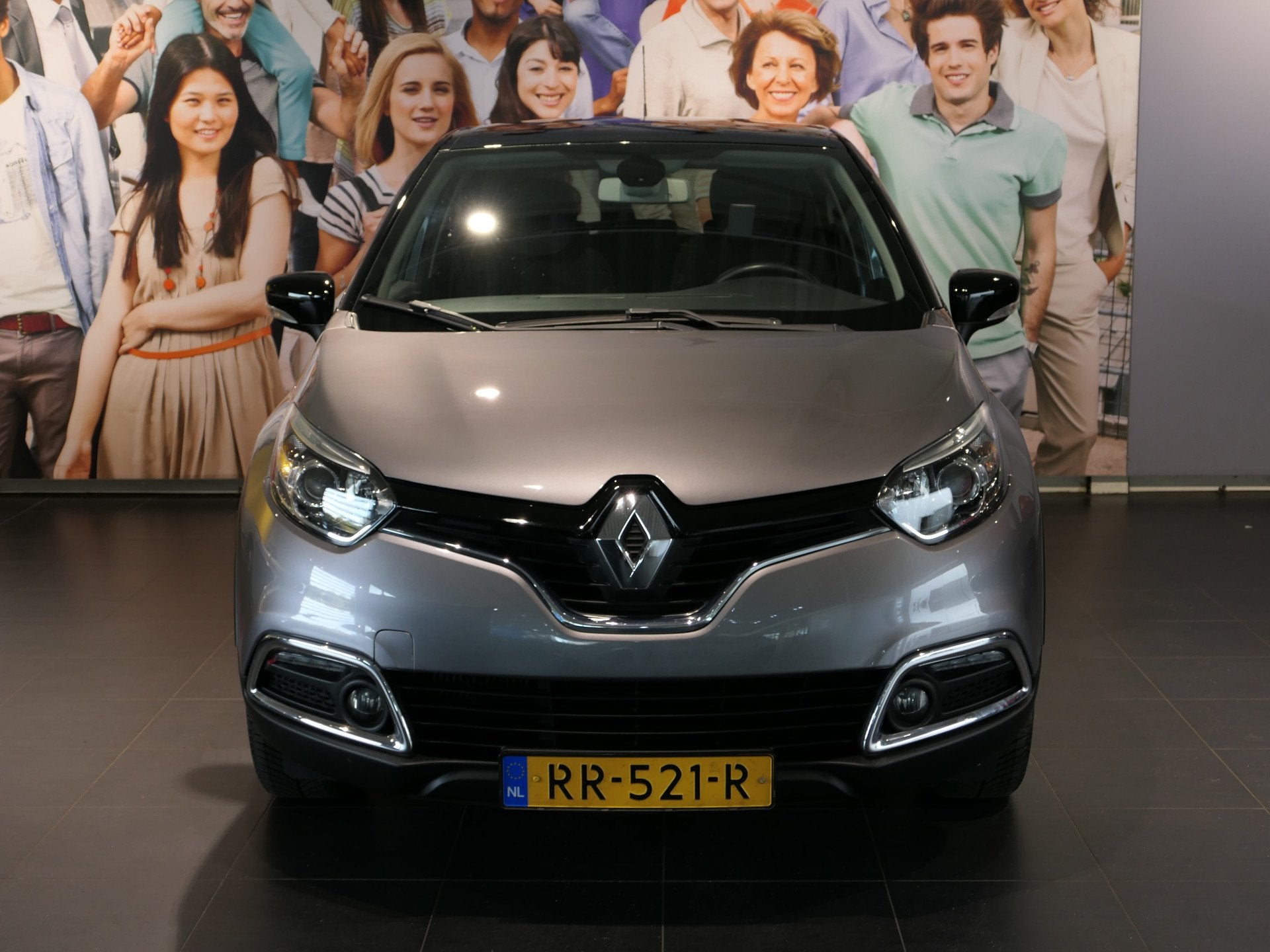 Renault Captur 1.2 TCe Dynamique | Automaat | Trekhaak | Nav, Auto's, Verwarmde buitenspiegels, 4 cilinders, Leder en Stof, SUV of Terreinwagen