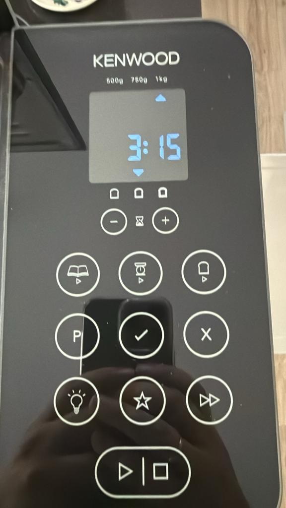 Kenwood Broodbakmachine - Zilver - Zo goed als nieuw, Witgoed en Apparatuur, Broodbakmachines, Met timer, Meer dan 10 programma's