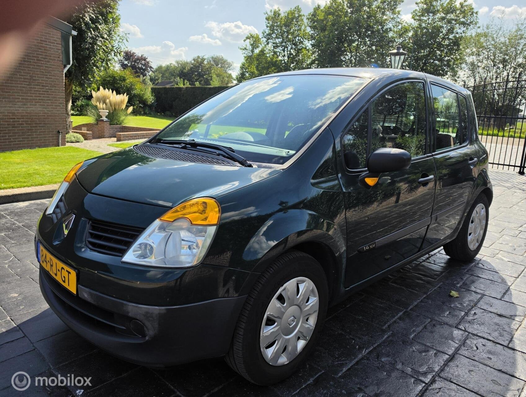 Renault Modus 1.4-16V 5 deurs Hoge instap APK zeer zuinig.., Voorwielaandrijving, 15 km/l, Gebruikt, Verwarmde buitenspiegels