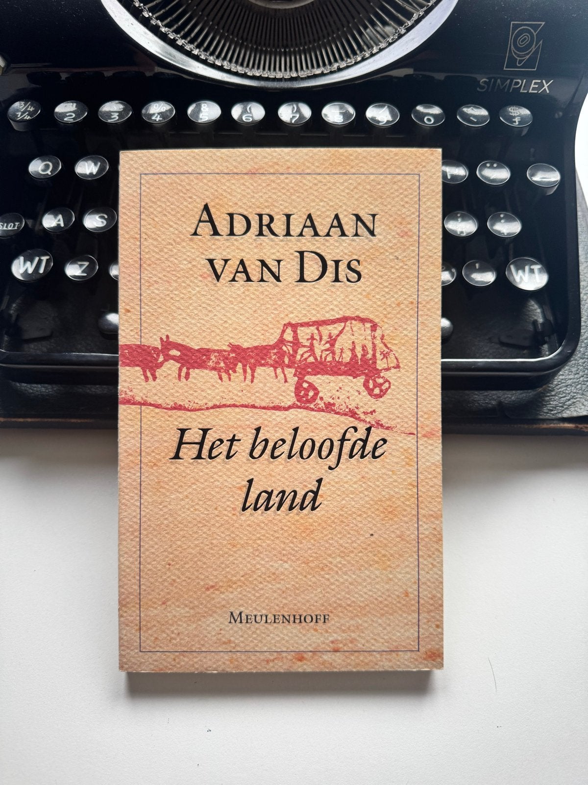 Adriaan van Dis - Het beloofde land (Meulenhoff), Ophalen of Verzenden, Gelezen, Nederland
