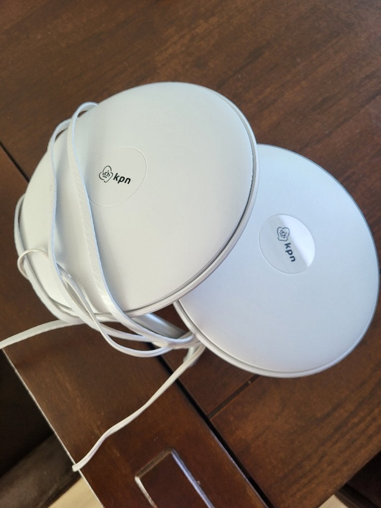 2 keer wifiversterker kpn, Computers en Software, Routers en Modems, Zo goed als nieuw, Ophalen of Verzenden