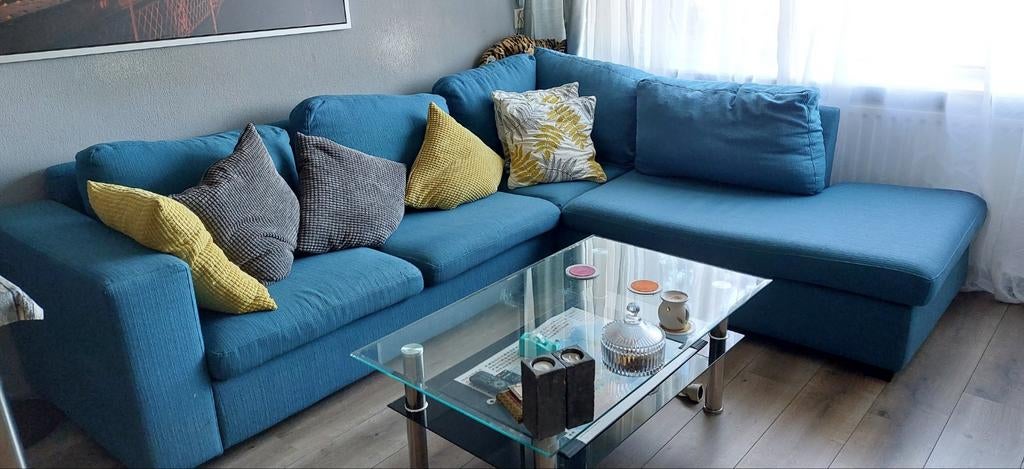Hoekbank in petrol blauw kleur in goede staat., Huis en Inrichting, Banken | Bankstellen, Ophalen, Zo goed als nieuw, Vierpersoons of meer