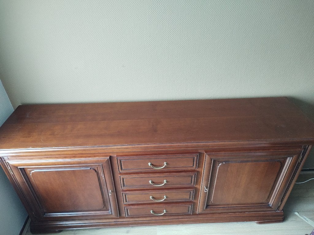 Foto 5 van Dressoir