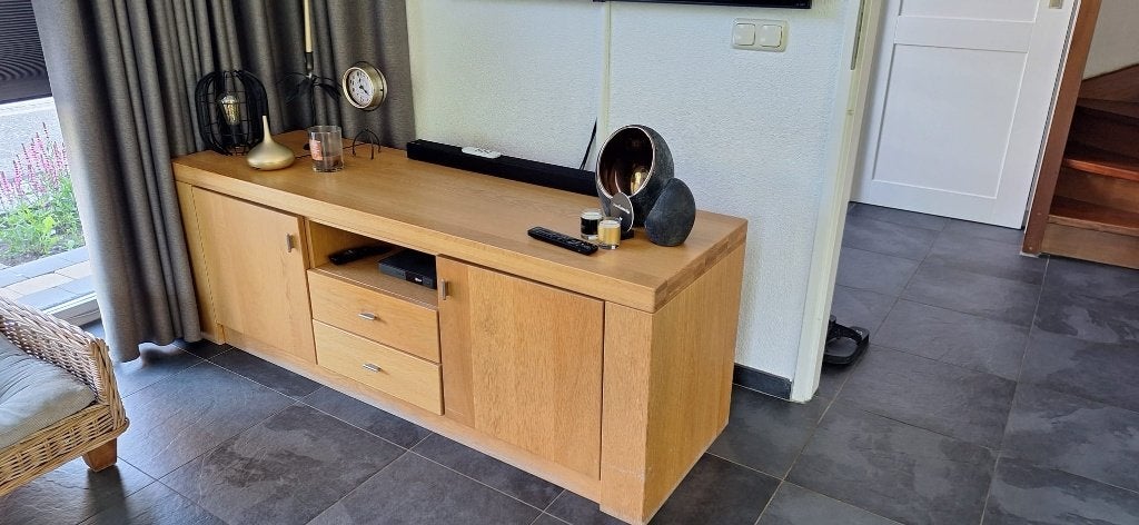 TV Kast, Ophalen, Gebruikt, 150 tot 200 cm, Eikenhout