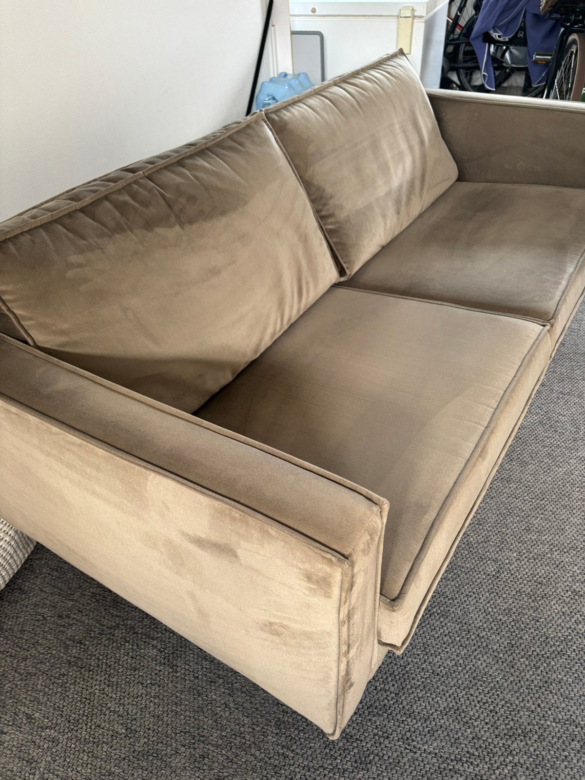 WOOOD Premium Rodeo 2,5-zits bank velvet taupe, Huis en Inrichting, Banken | Bankstellen, Ophalen, 250 tot 300 cm, Gebruikt, 75 tot 100 cm