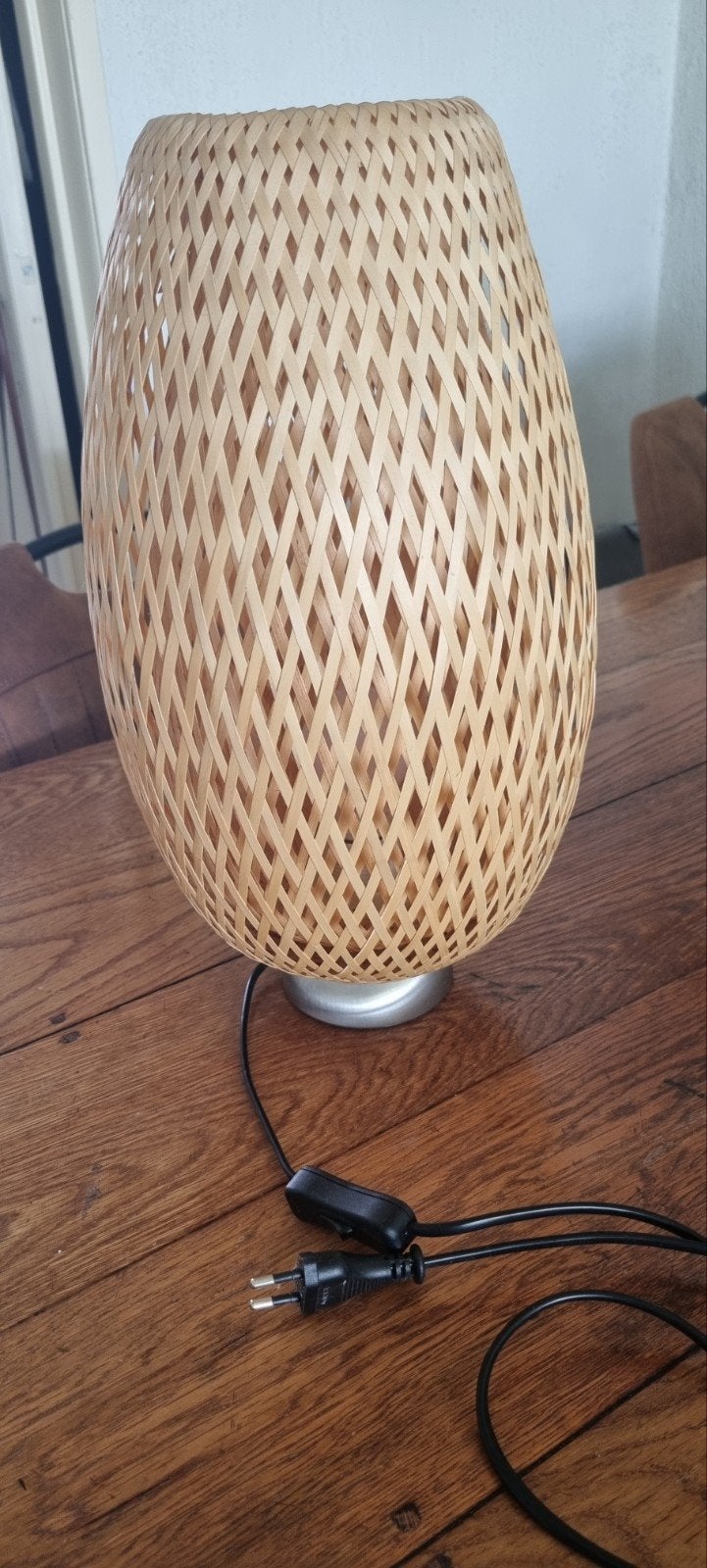 Stijlvolle Bamboe Tafellamp, Huis en Inrichting, Lampen | Tafellampen, Beige, Overige merken, Met schakelaar, Natuurlijk materiaal