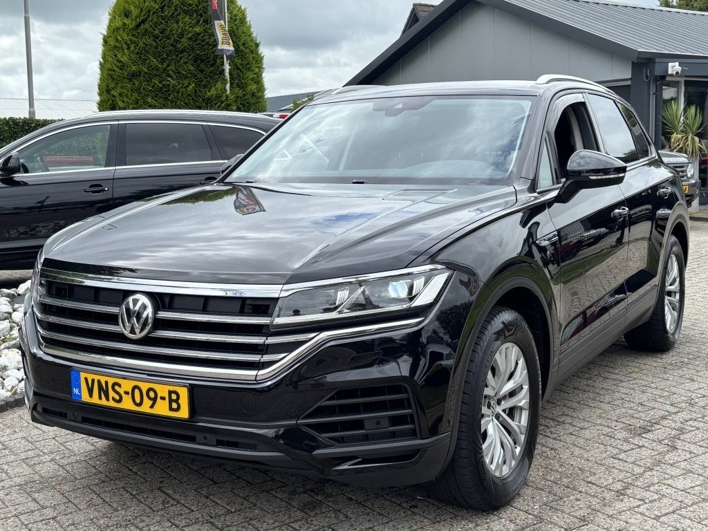 Volkswagen Touareg 3.0 TDI Grijs Kenteken Bedrijfsauto 2019, Automaat, Gebruikt, Zwart, Bedrijf
