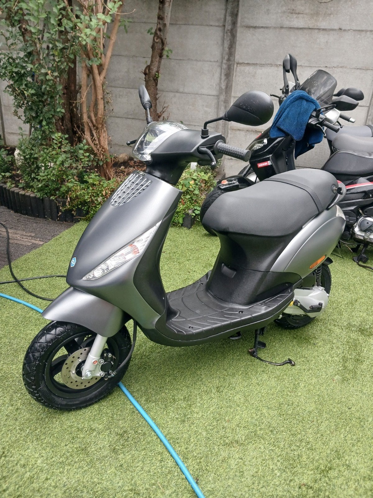 Piaggio zip 2000 50cc 2t 2017 duits, Ophalen of Verzenden, Zo goed als nieuw, Blok