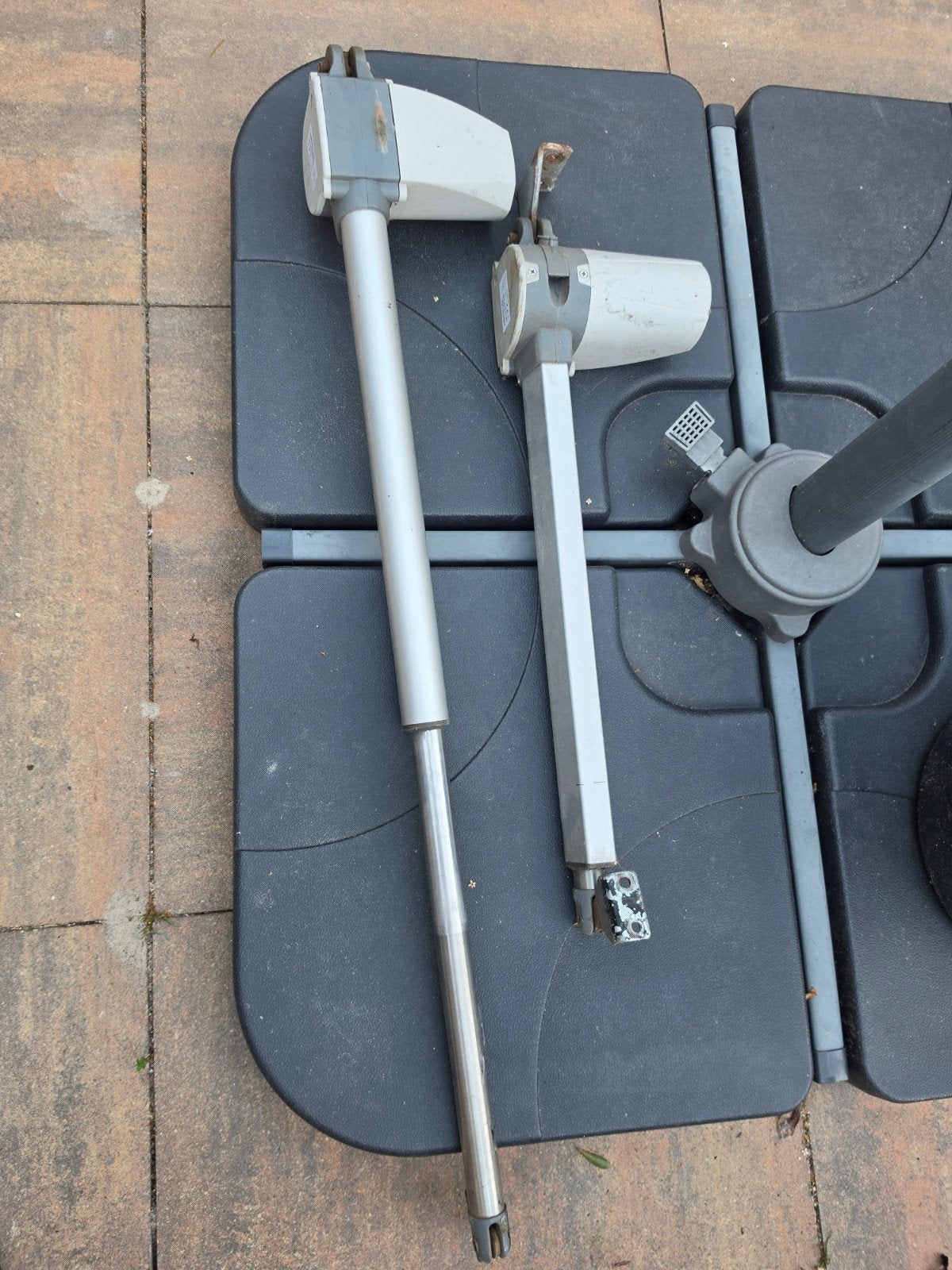 EasyswingL-017 Elektrische Poortopener Motor met Control Box, Doe-het-zelf en Verbouw, Gereedschap | Overige machines, Ophalen