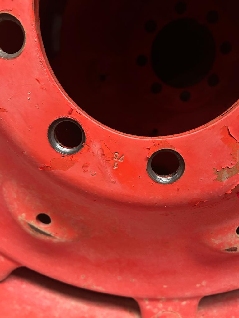 Firestone tractorband met velg 18.4-34, Ophalen