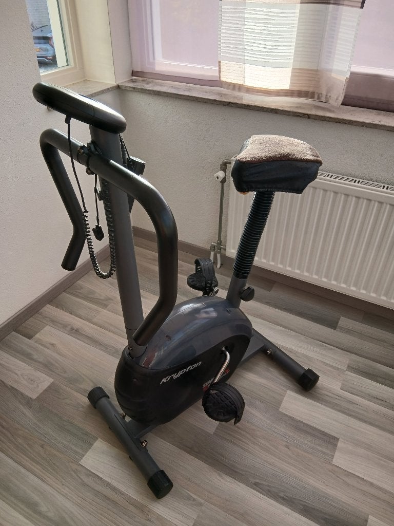 Crosstrainer, hometrainer en gewichten set, Ophalen, Benen, Gebruikt, Crosstrainer